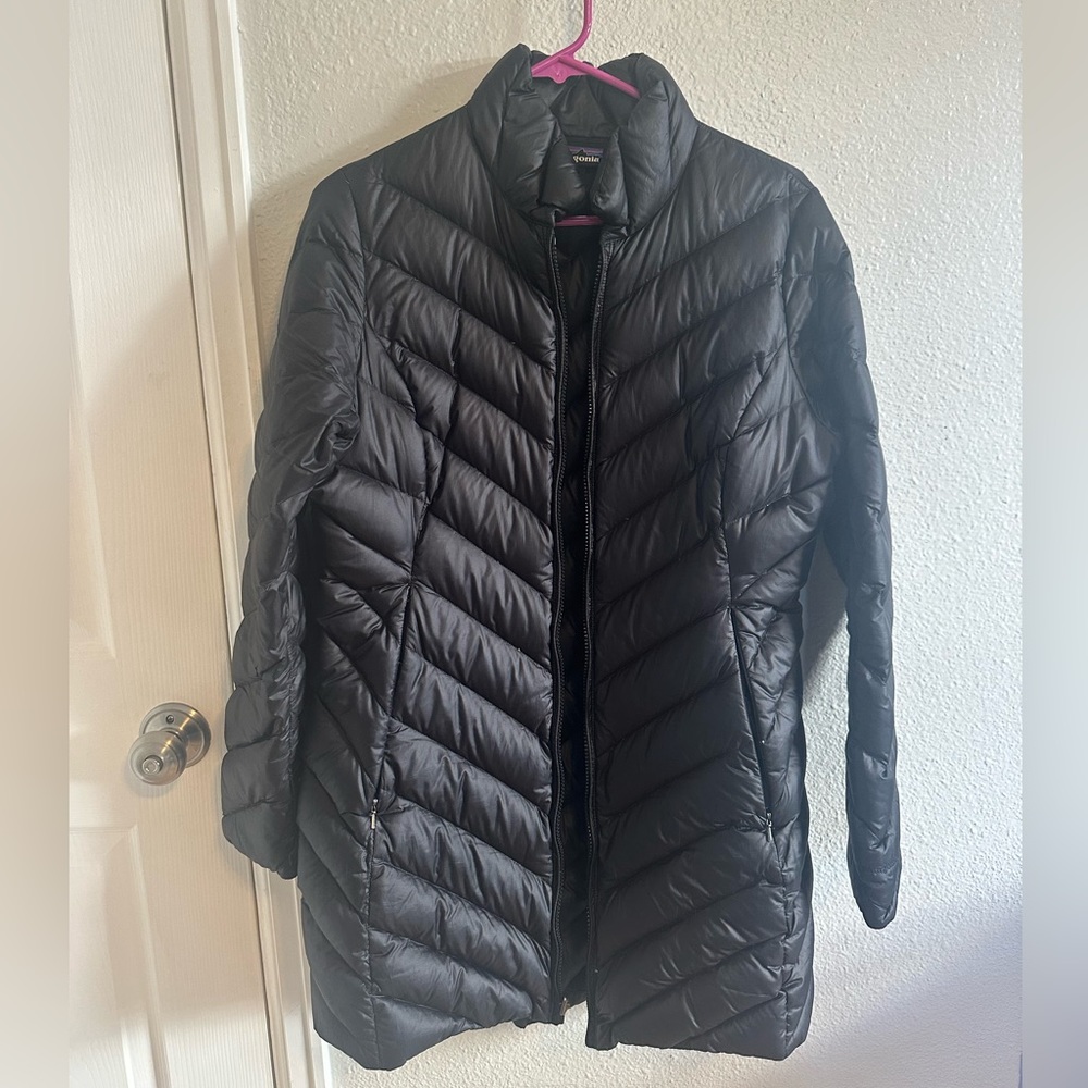 Patagonia Black Women's Jacket - Picture 3 of 10